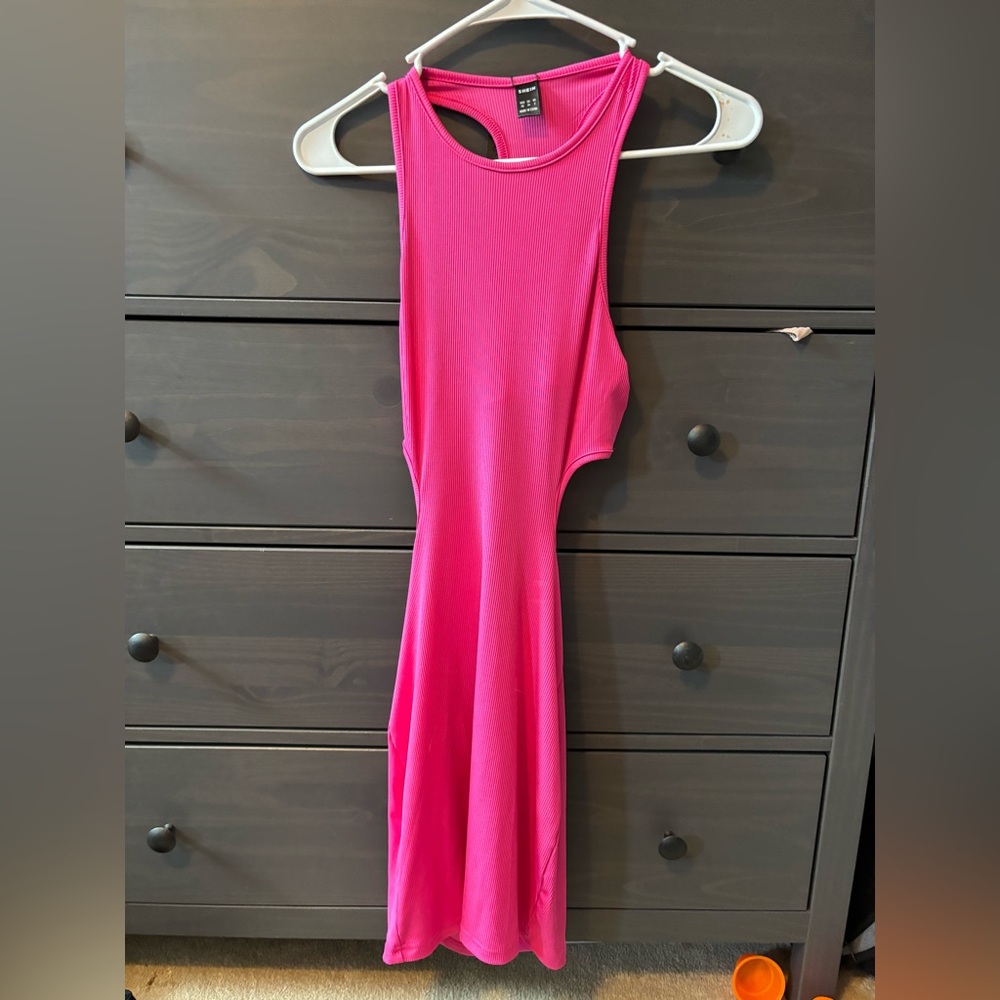 bodycon pink dress!!